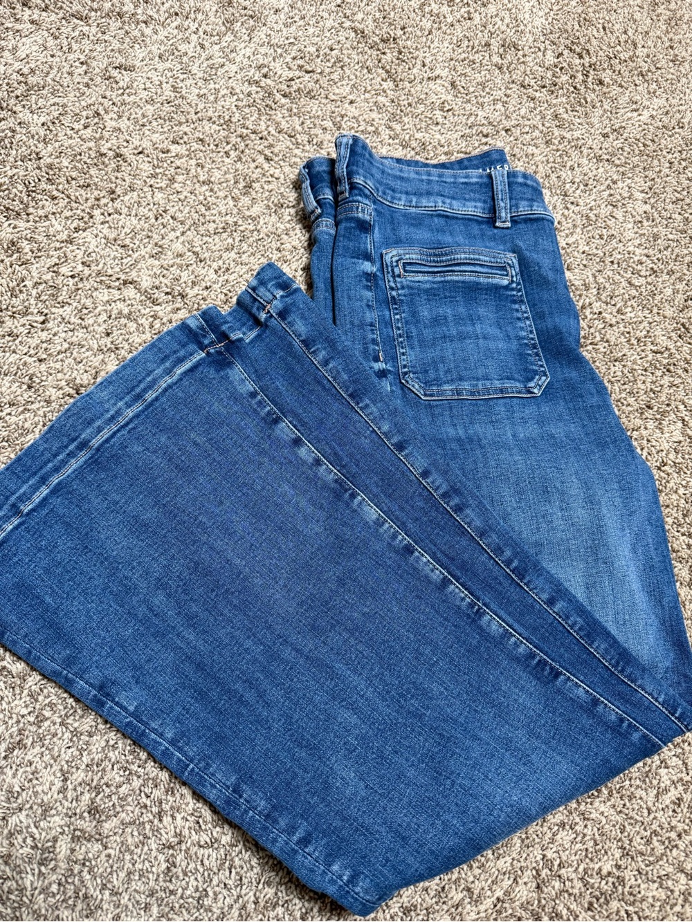 American Eagle Outfitters Wide-Leg Blue Denim Jeans